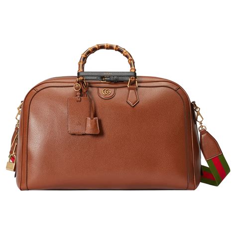 Gucci Diana large shoulder bag in brown leather .